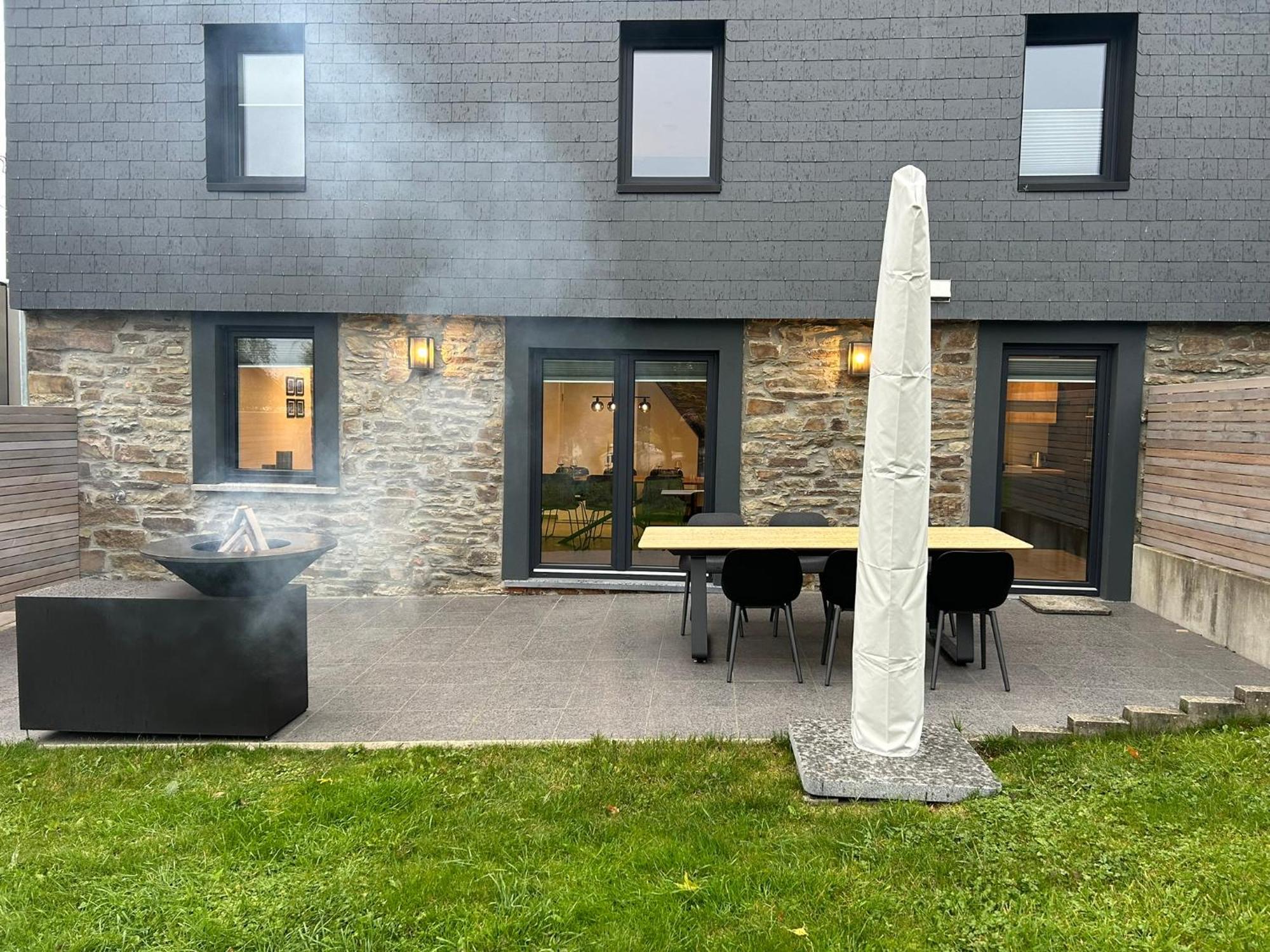 Hyronimus House Apartment Ambleve Bagian luar foto